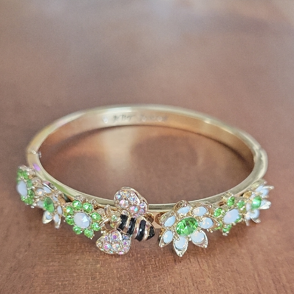 Betsey Johnson Gold-Tone Floral & Bee Bracelet with Green, White & Pink Accents